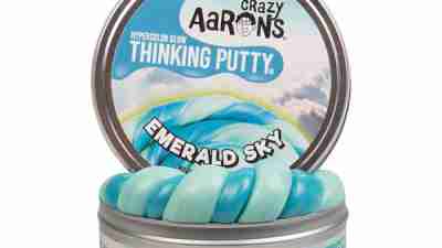 Crazy Aaron's thinking putty
